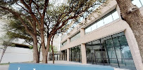 Charles Schwab 01