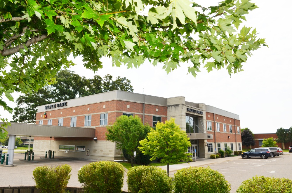 Maple Bank 01