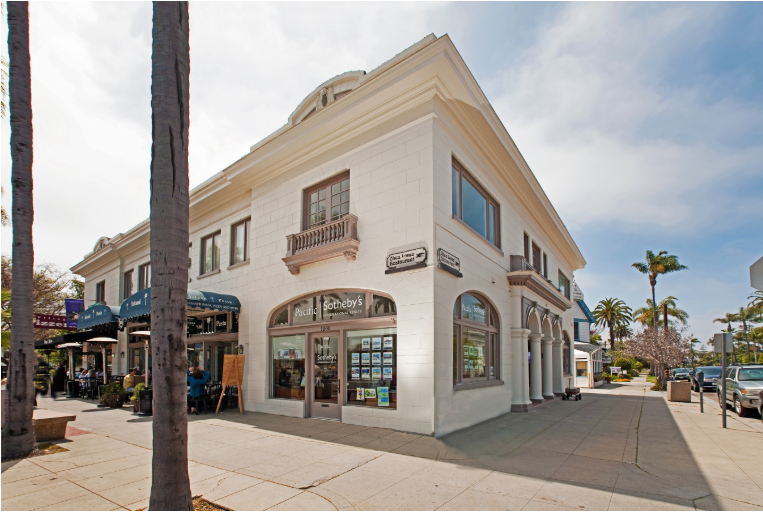 Gerri-Lynn Fives / Pacific Sotheby's International Real Estate 01