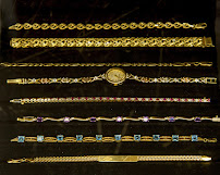 Alma School Pawn and Gold 04