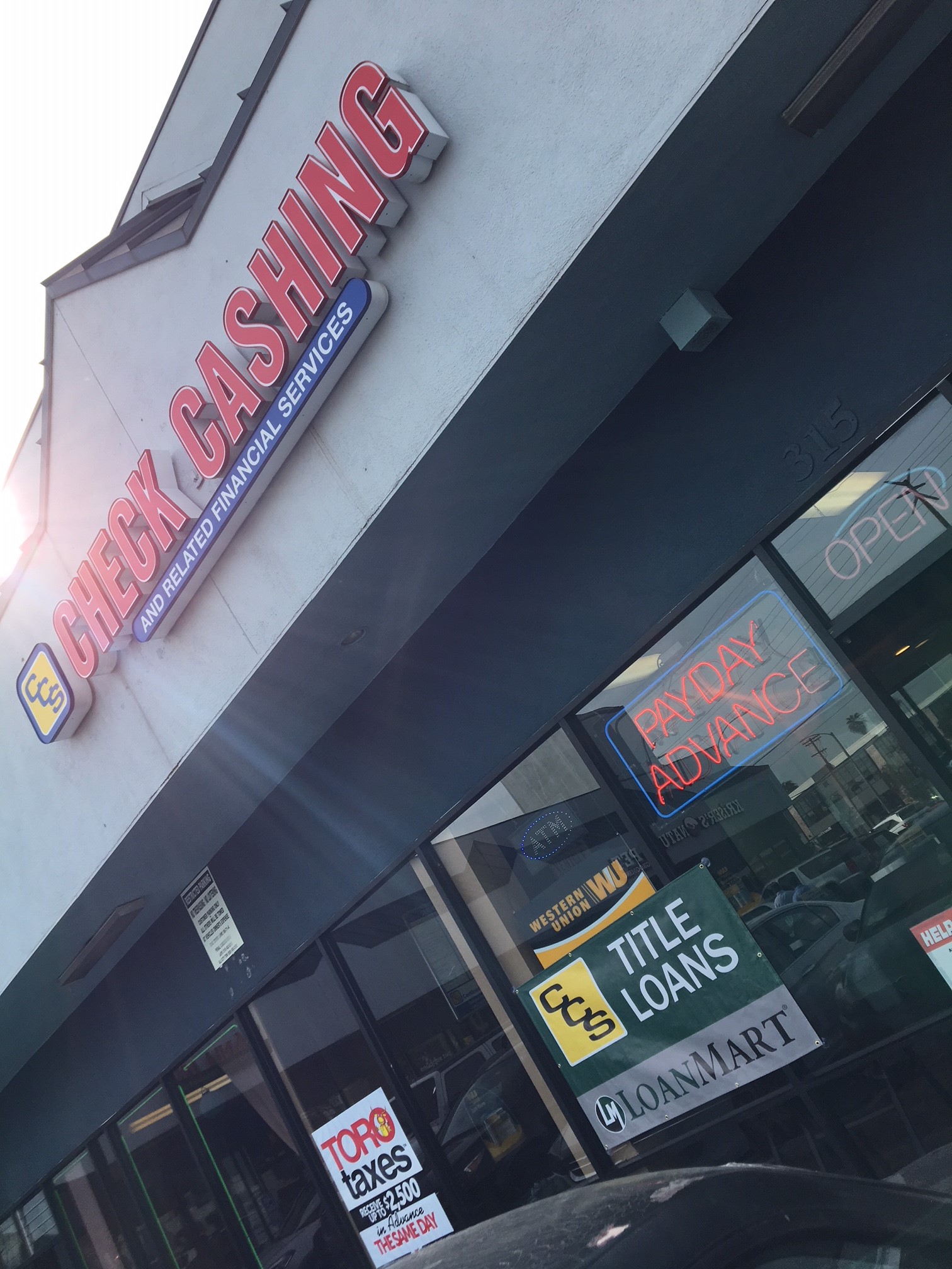 CCS Title Loan Services – LoanMart Venice 01