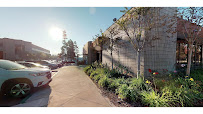 Bank of America (with Drive-thru ATM) 01