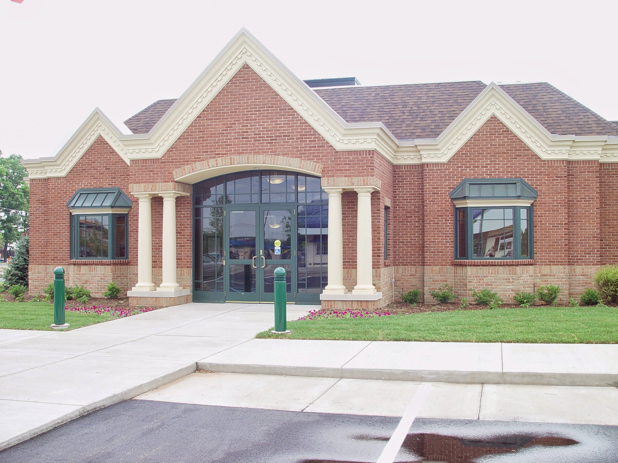 Macatawa Bank 01