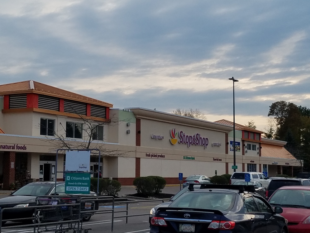 Citizens Bank Supermarket Branch 01