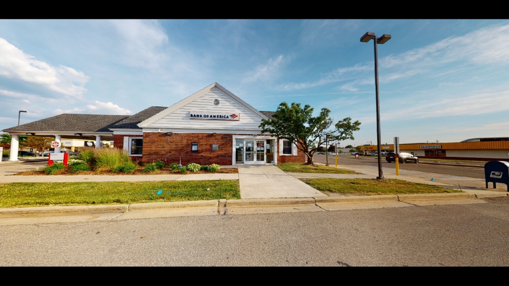 Bank of America (with Drive-thru ATM) 01