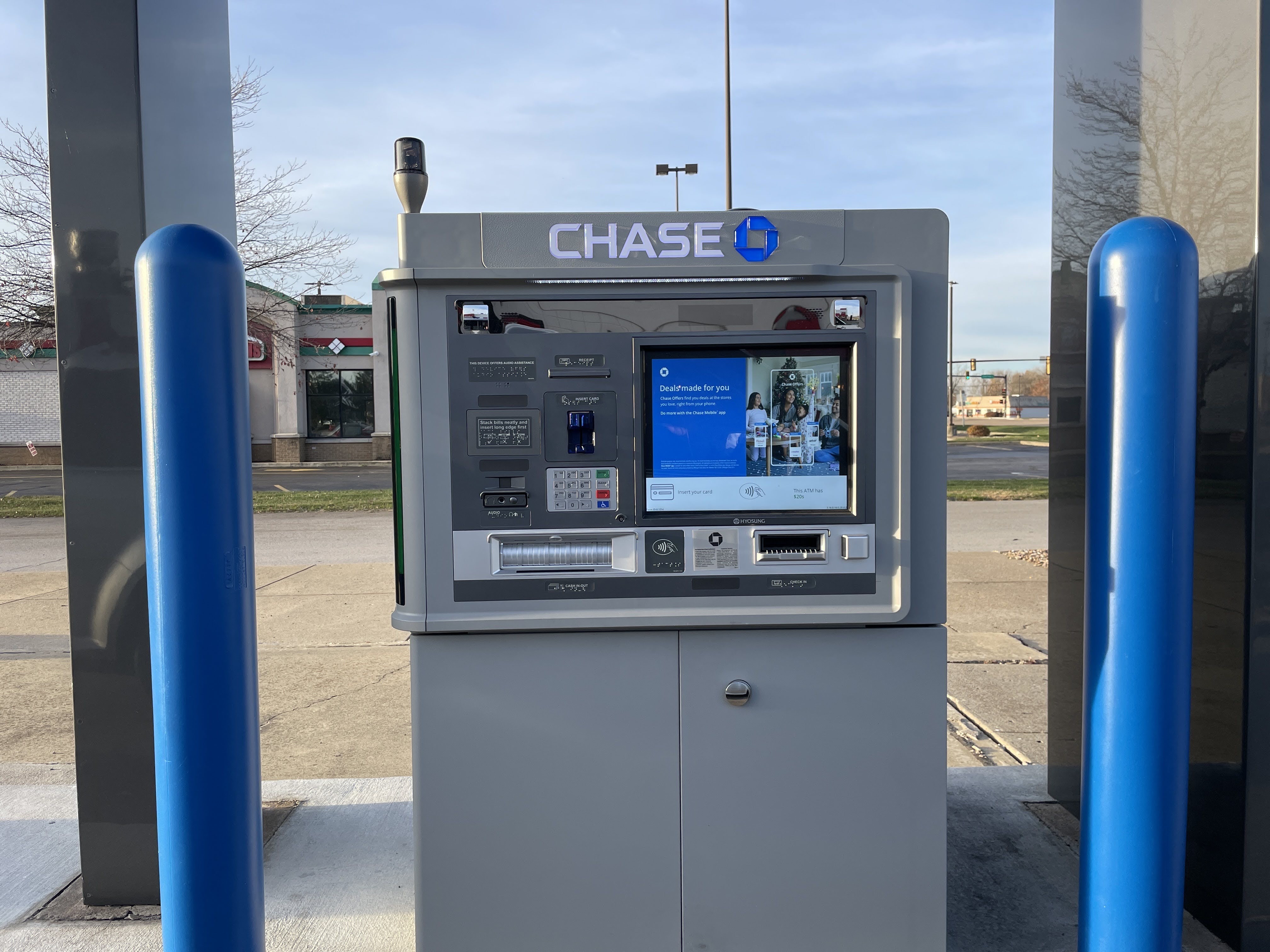 Chase ATM 01
