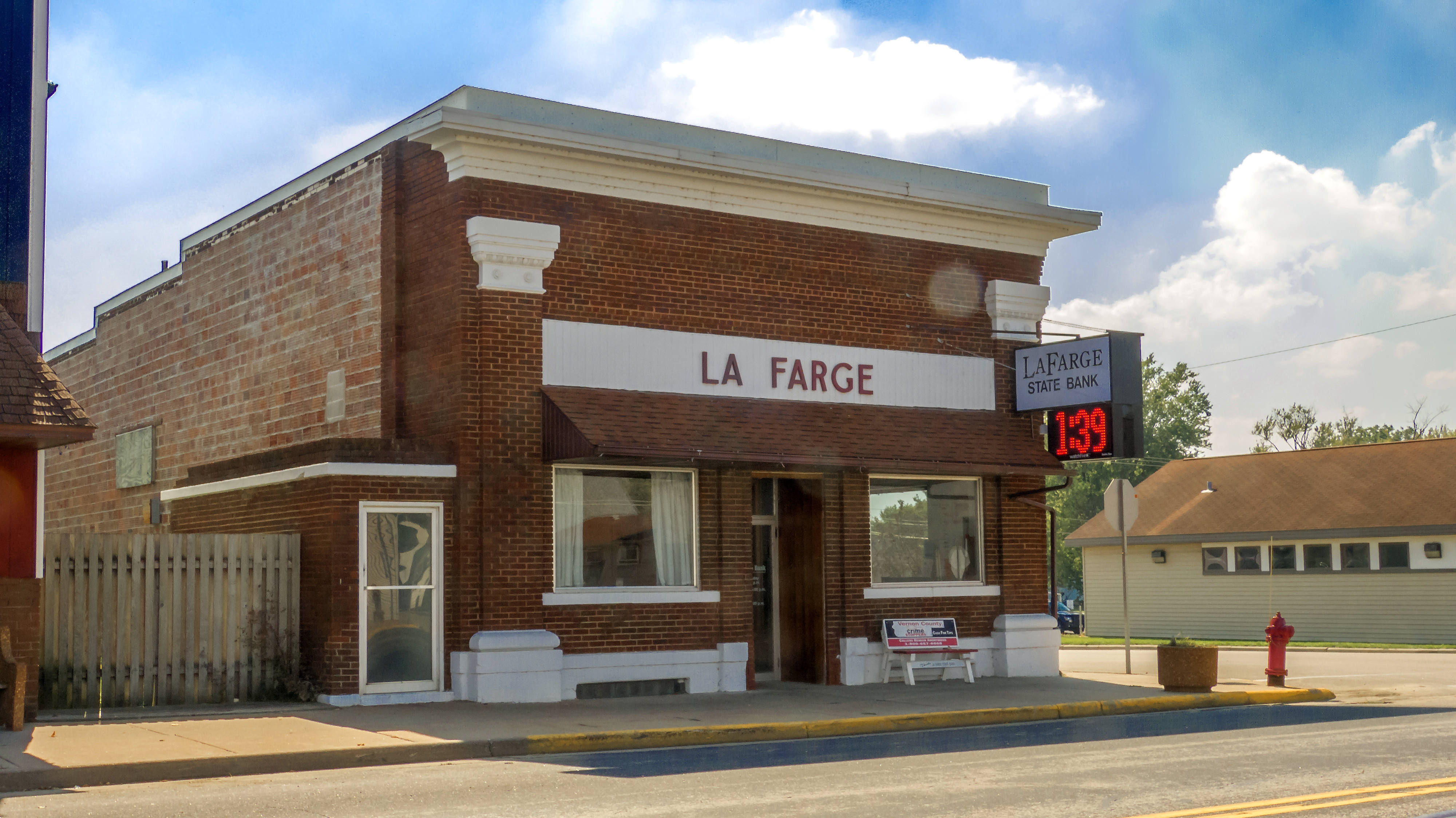 La Farge State Bank 01