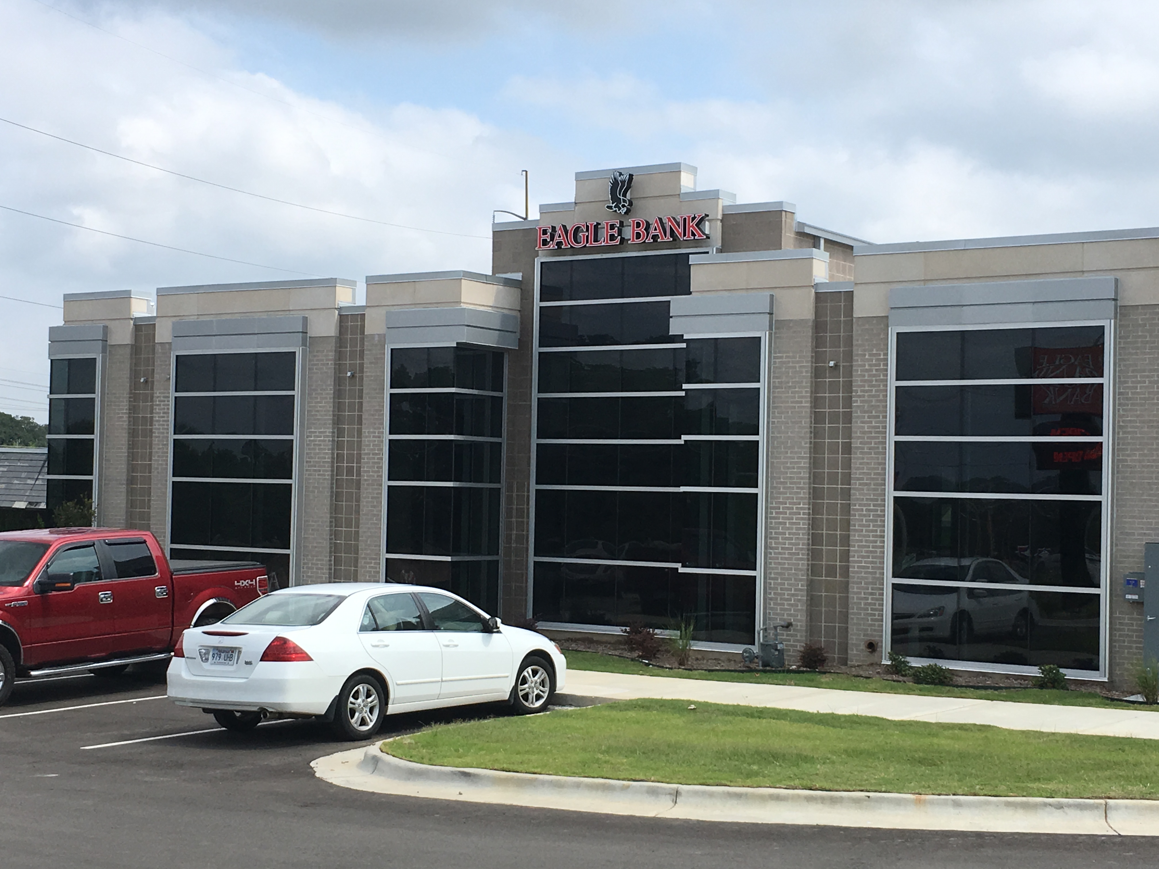 Eagle Bank & Trust 01