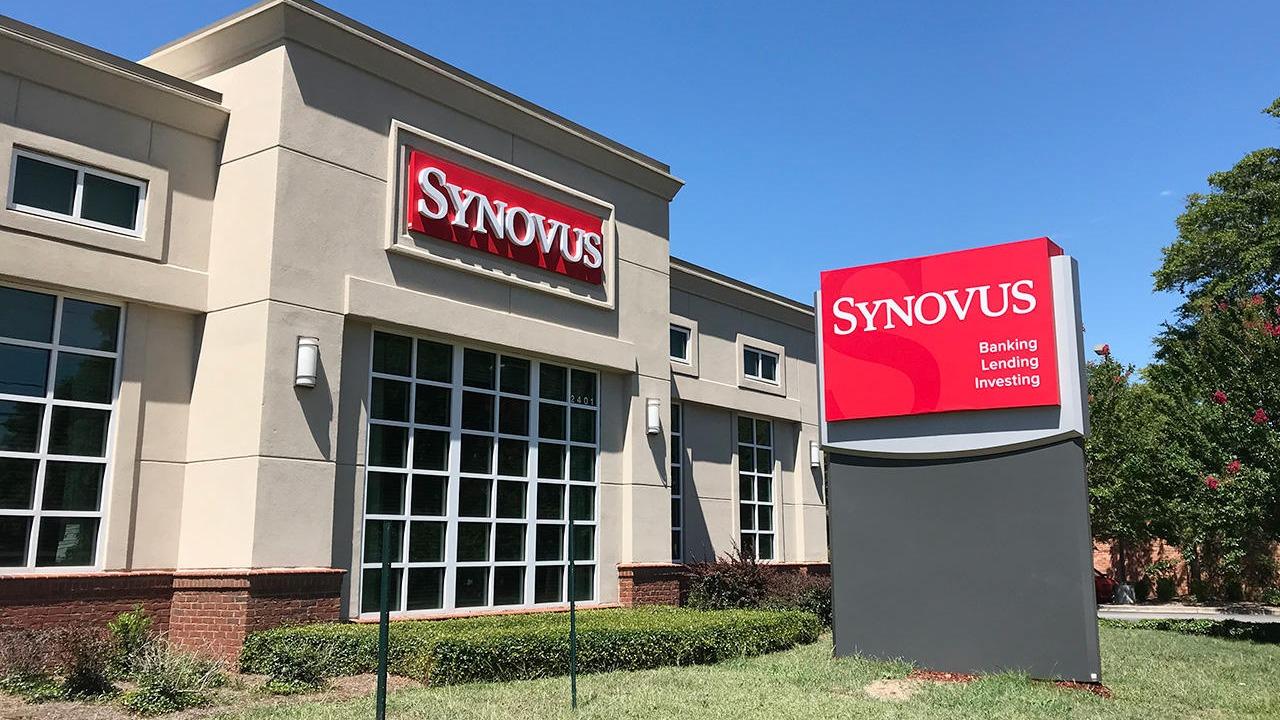 Synovus Bank 01
