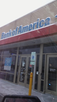 Bank of America (with Drive-thru ATM) 02