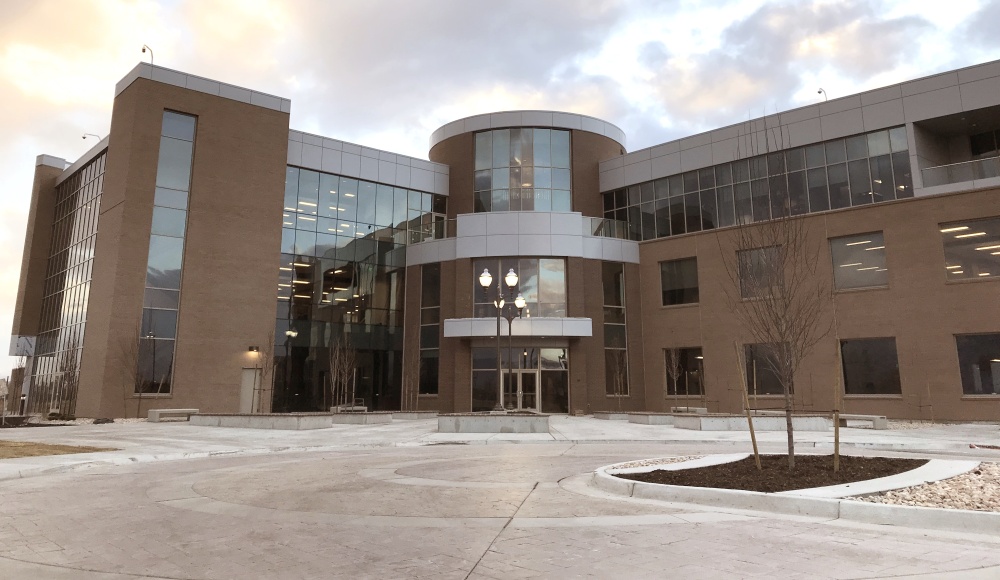 Deseret First Credit Union Corporate Office & Branch 01