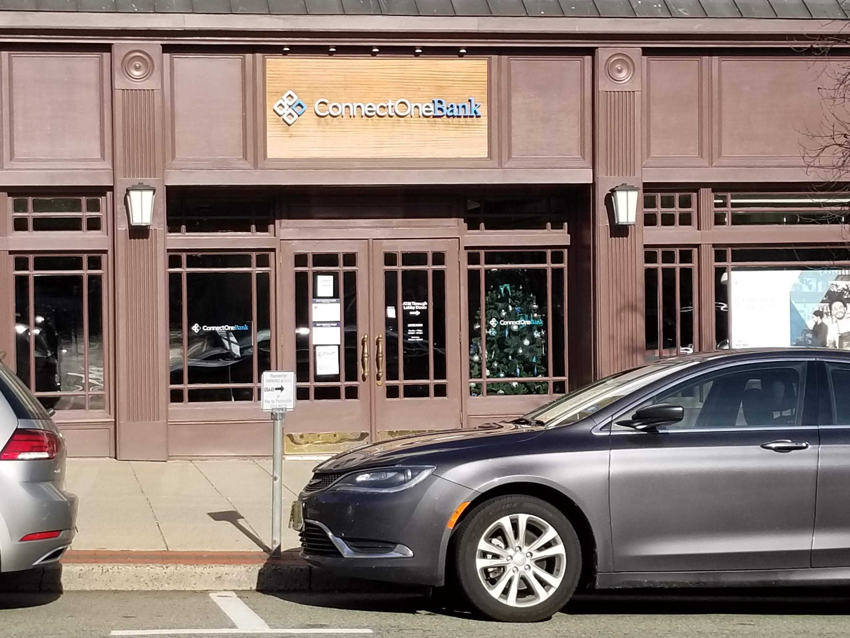 ConnectOne Bank 01
