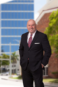 Enrique Rodriguez at CrossCountry Mortgage, LLC 03