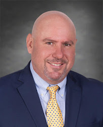 Enrique Rodriguez at CrossCountry Mortgage, LLC 04