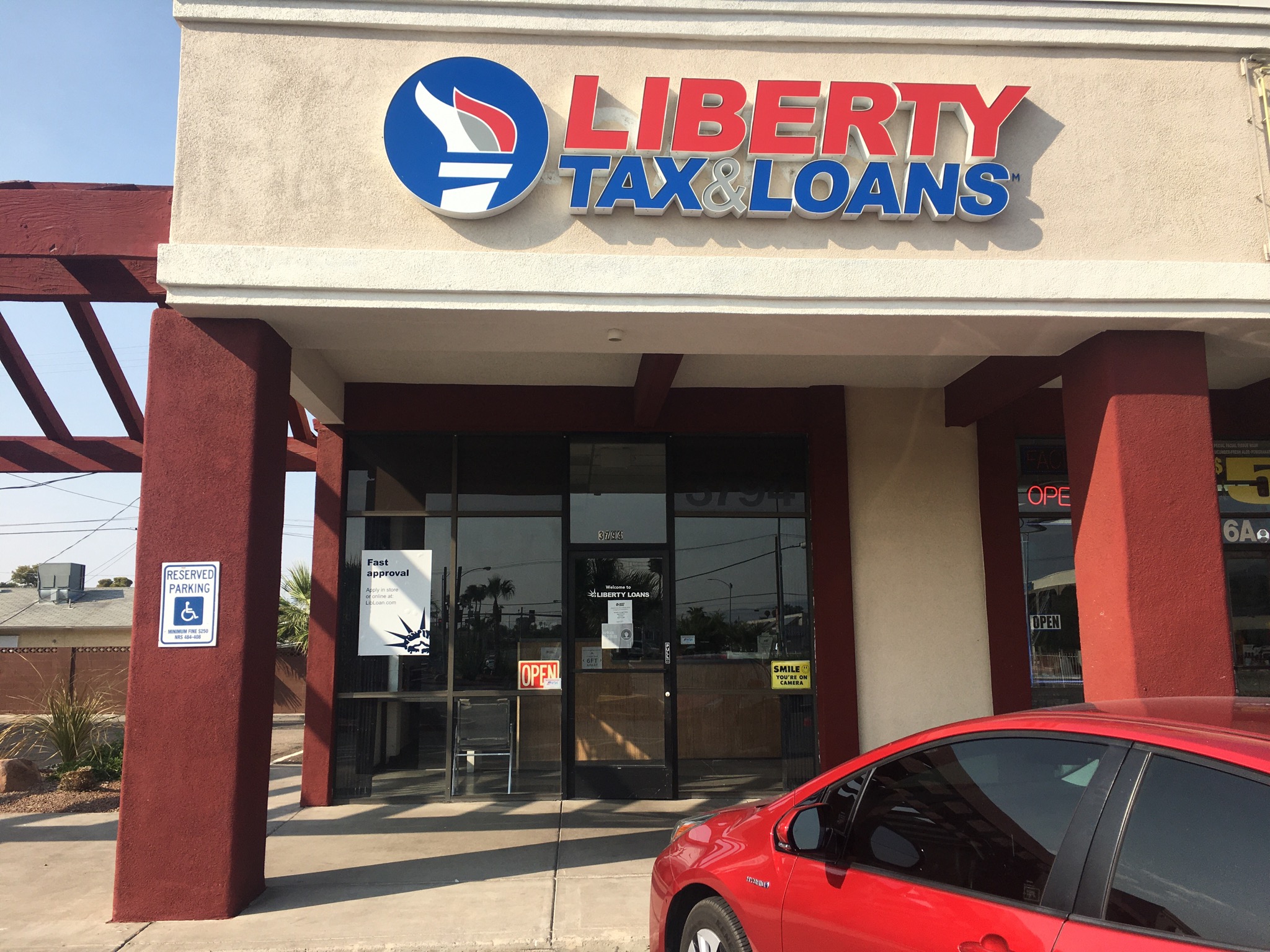 Liberty Tax & Loans 01