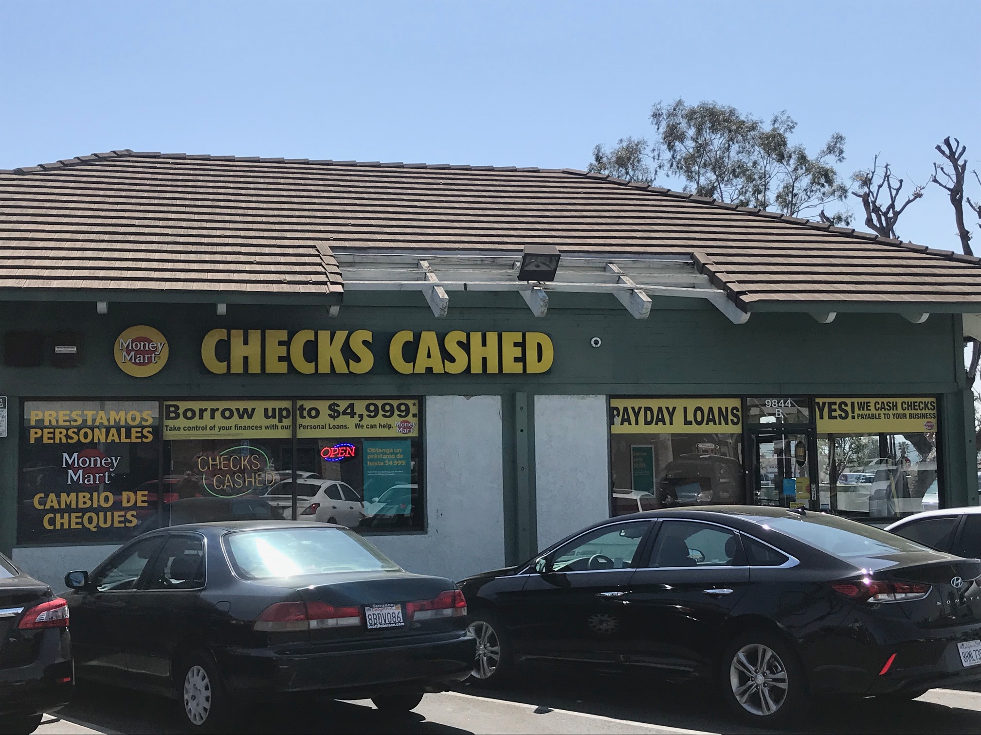 Money Mart 01