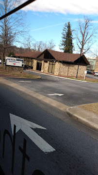 Bank of America (with Drive-thru ATM) 04