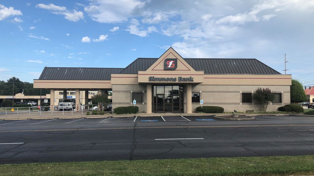 Simmons Bank 01