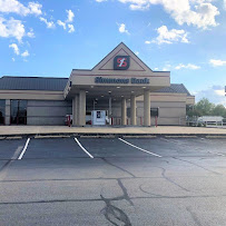 Simmons Bank 02