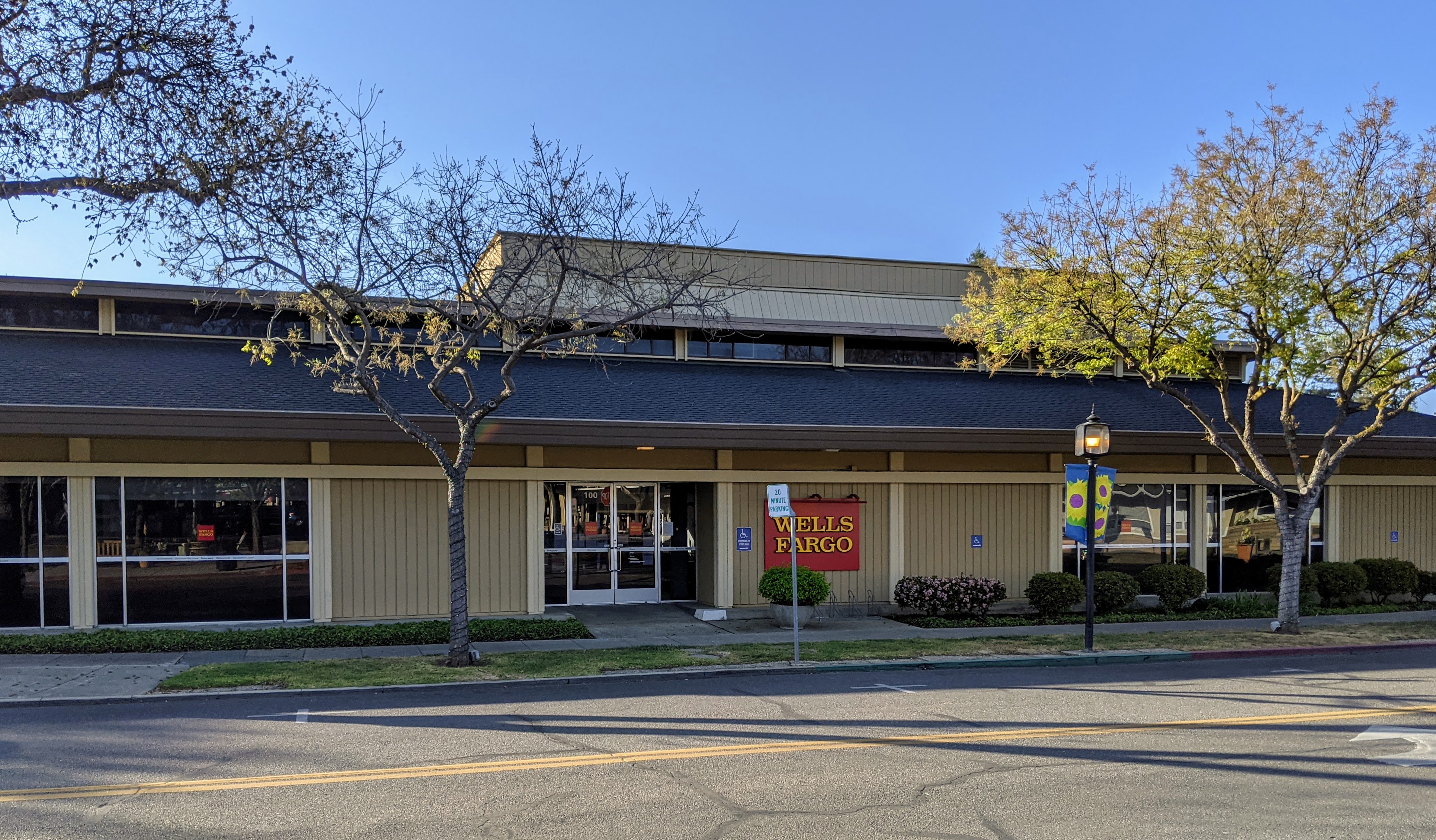 Wells Fargo Bank 01