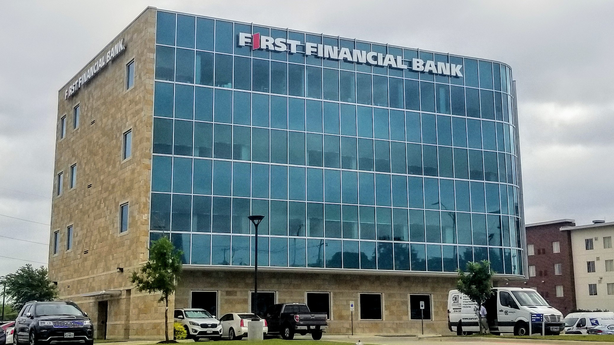 First Financial Bank 01