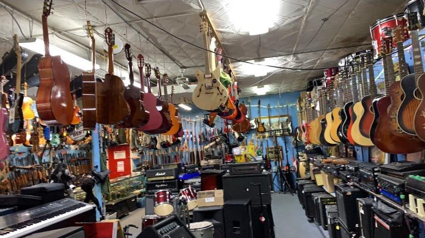 Rich's Pawn Shop 01