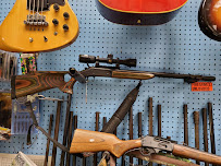 Rich's Pawn Shop 04