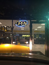 Amscot - The Money Superstore 04