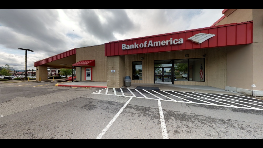 Bank of America (with Drive-thru services) 01