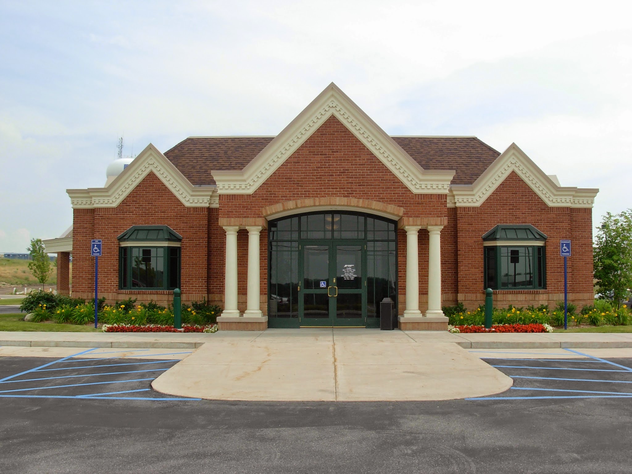 Macatawa Bank 01