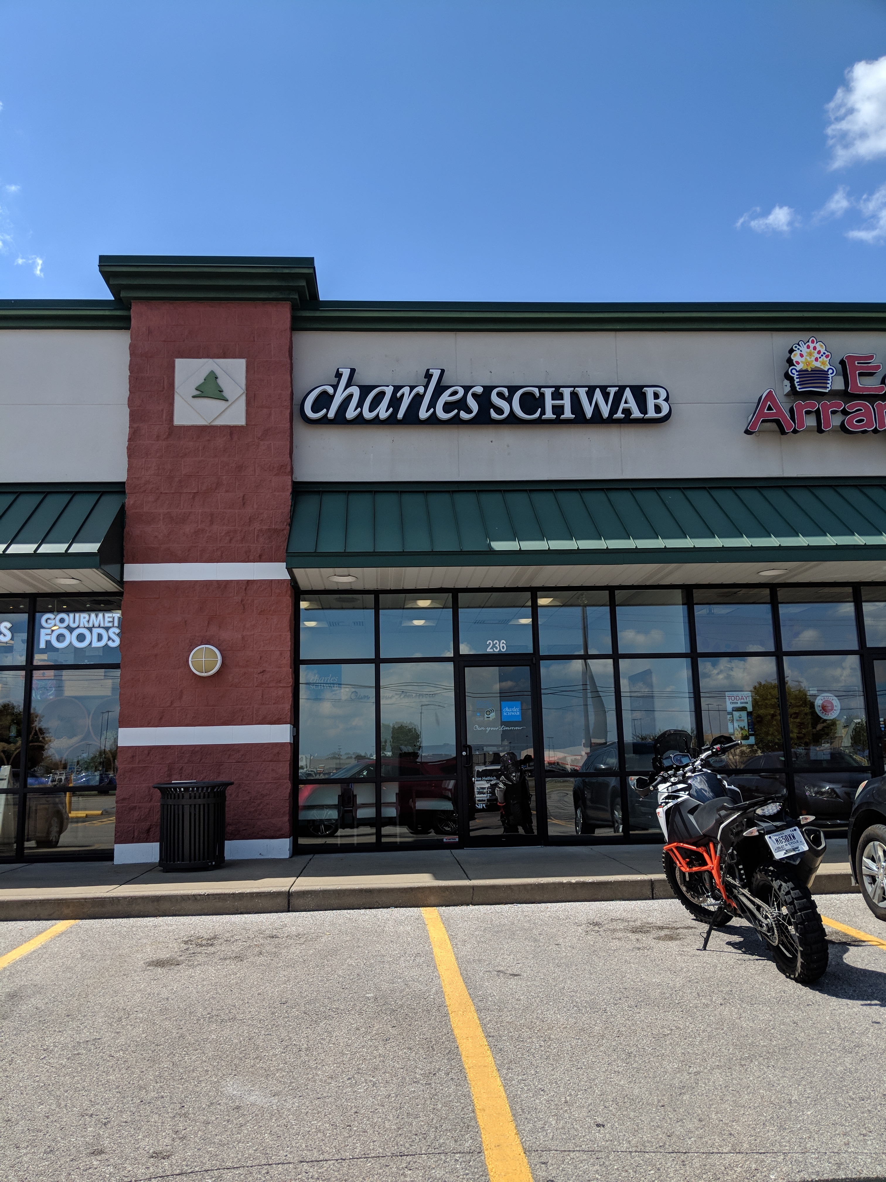 Charles Schwab 01