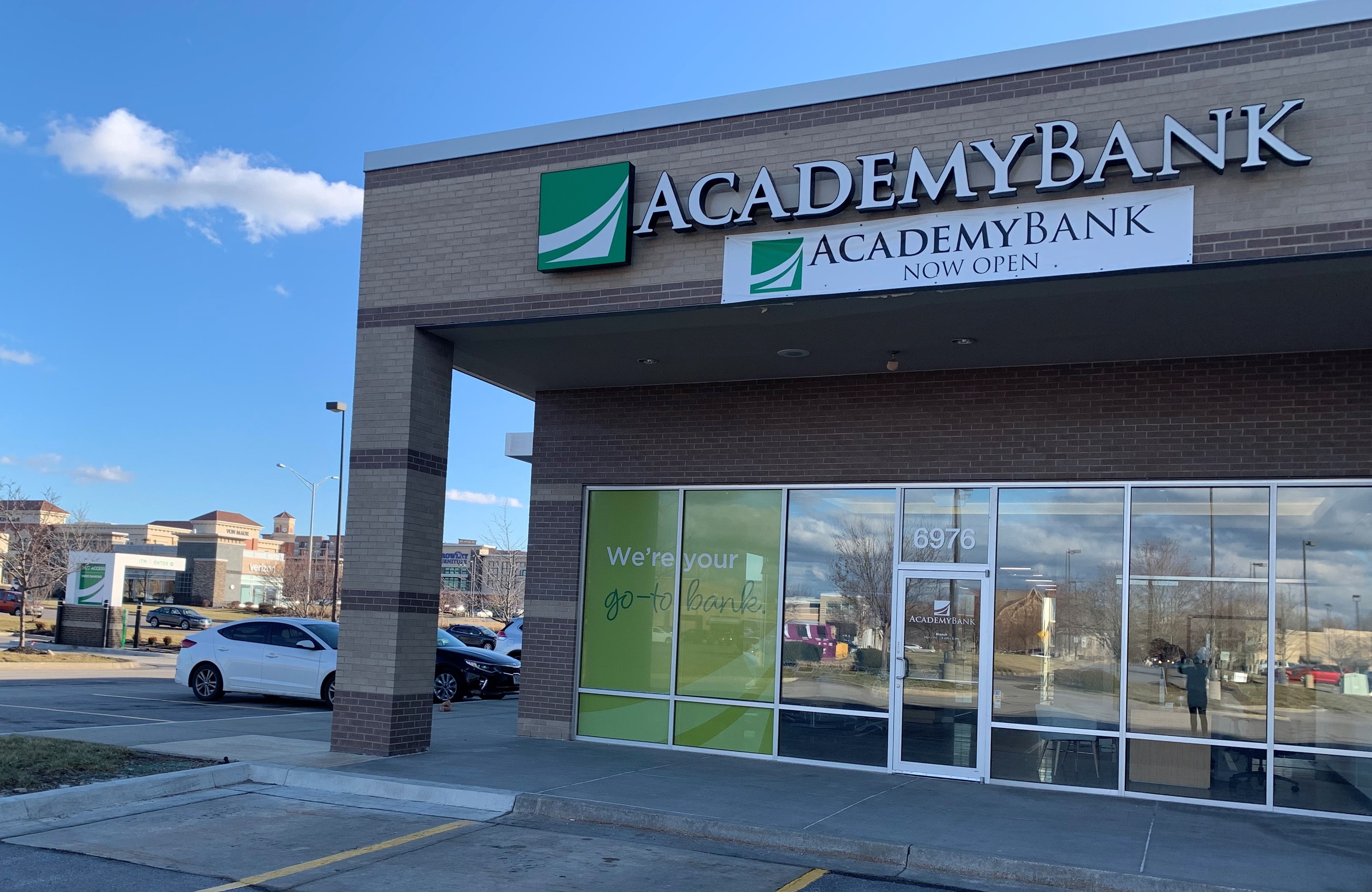 Academy Bank 01