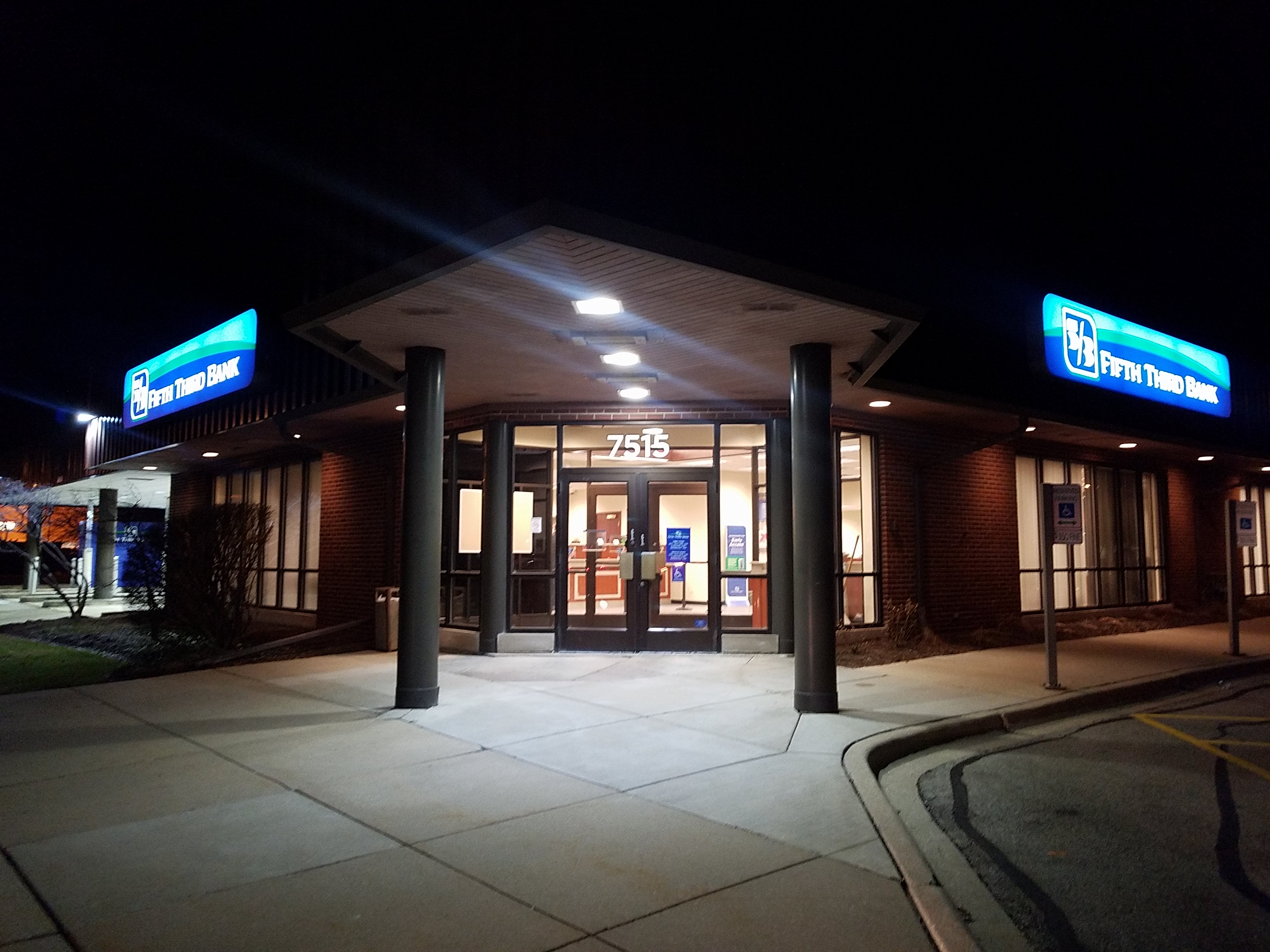 Fifth Third Bank ATM 01