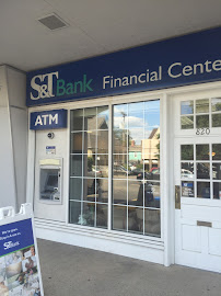 S&T Bank 01