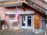 J & R Sporting Goods & Pawn 01