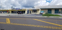 K & M Check Cashing 02