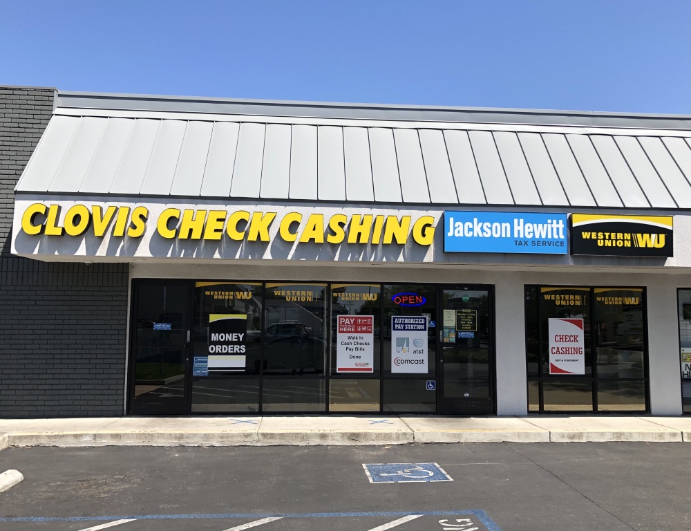 Clovis Check Cashing 01