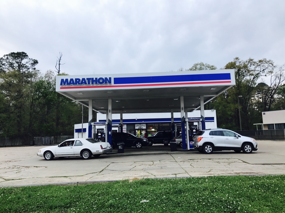 Marathon Check Cashing 01