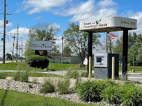 Town and Country Bank 04