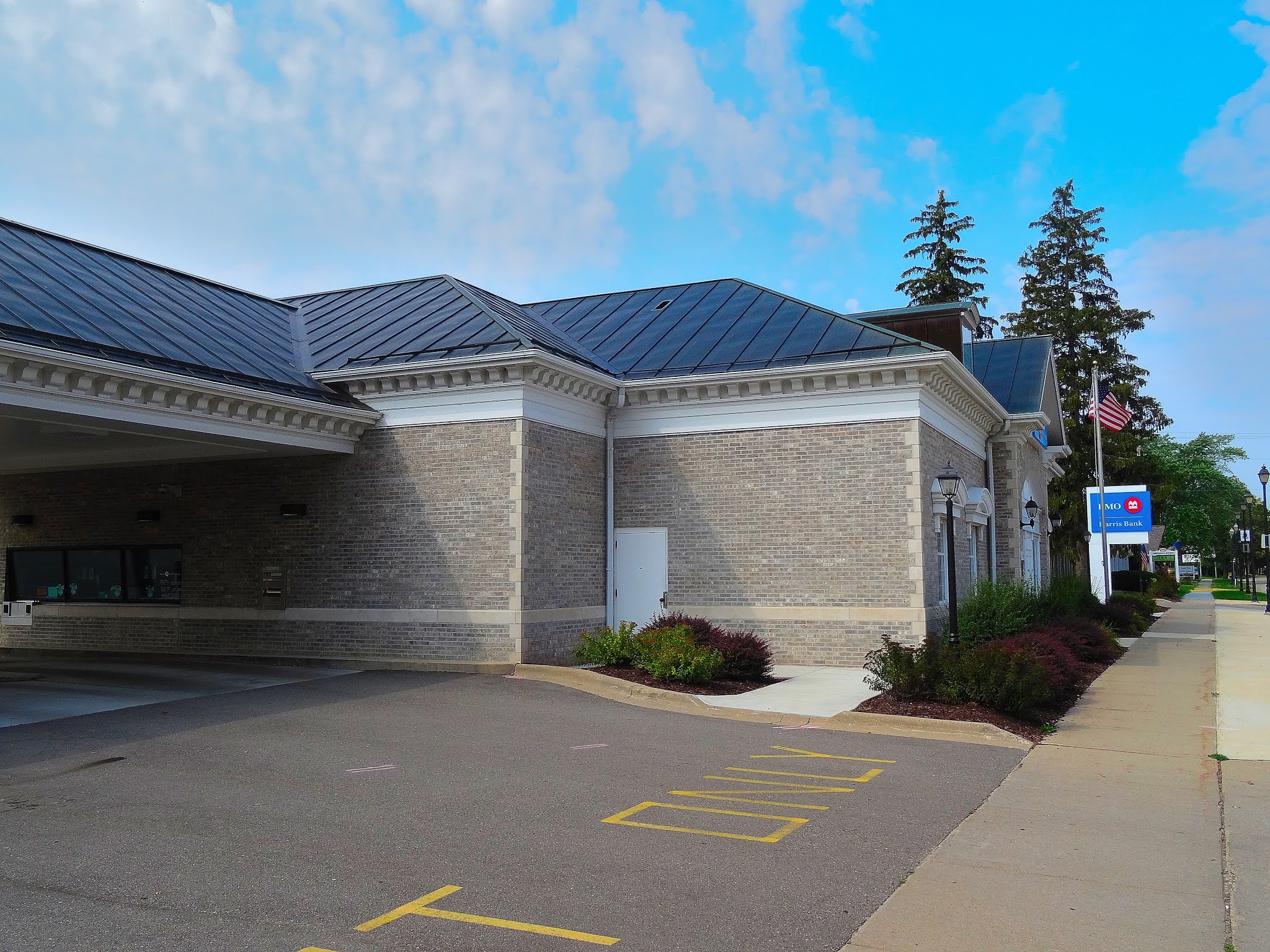 BMO Harris Bank 01