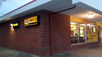 Money Mart 04