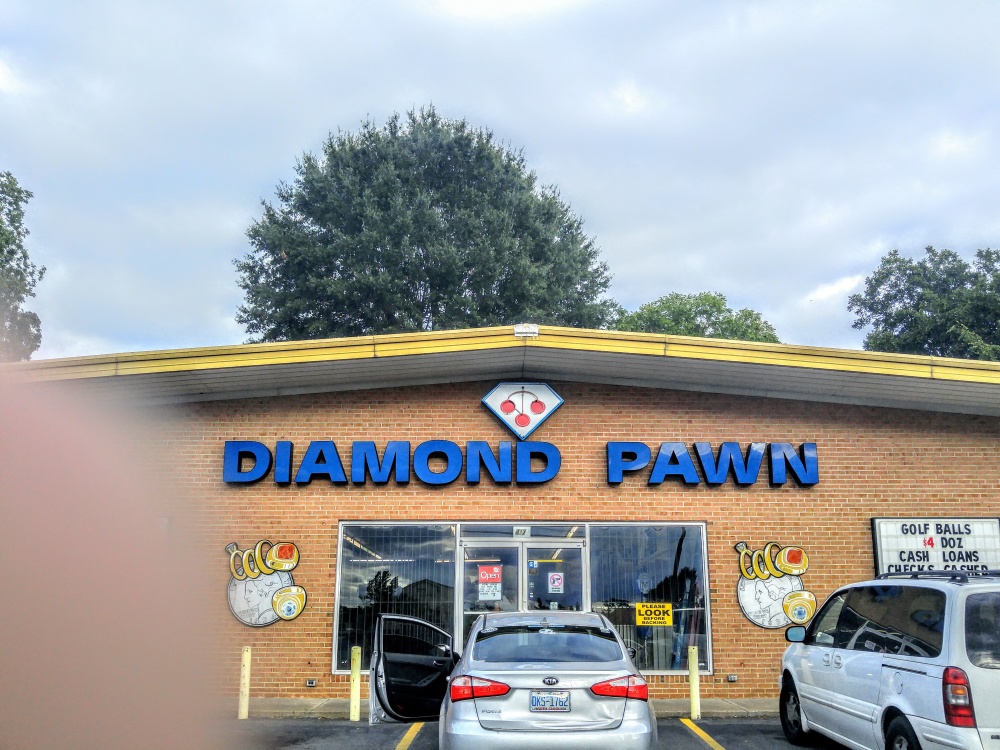 Diamond Pawn 01