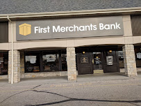 First Merchants Bank 02