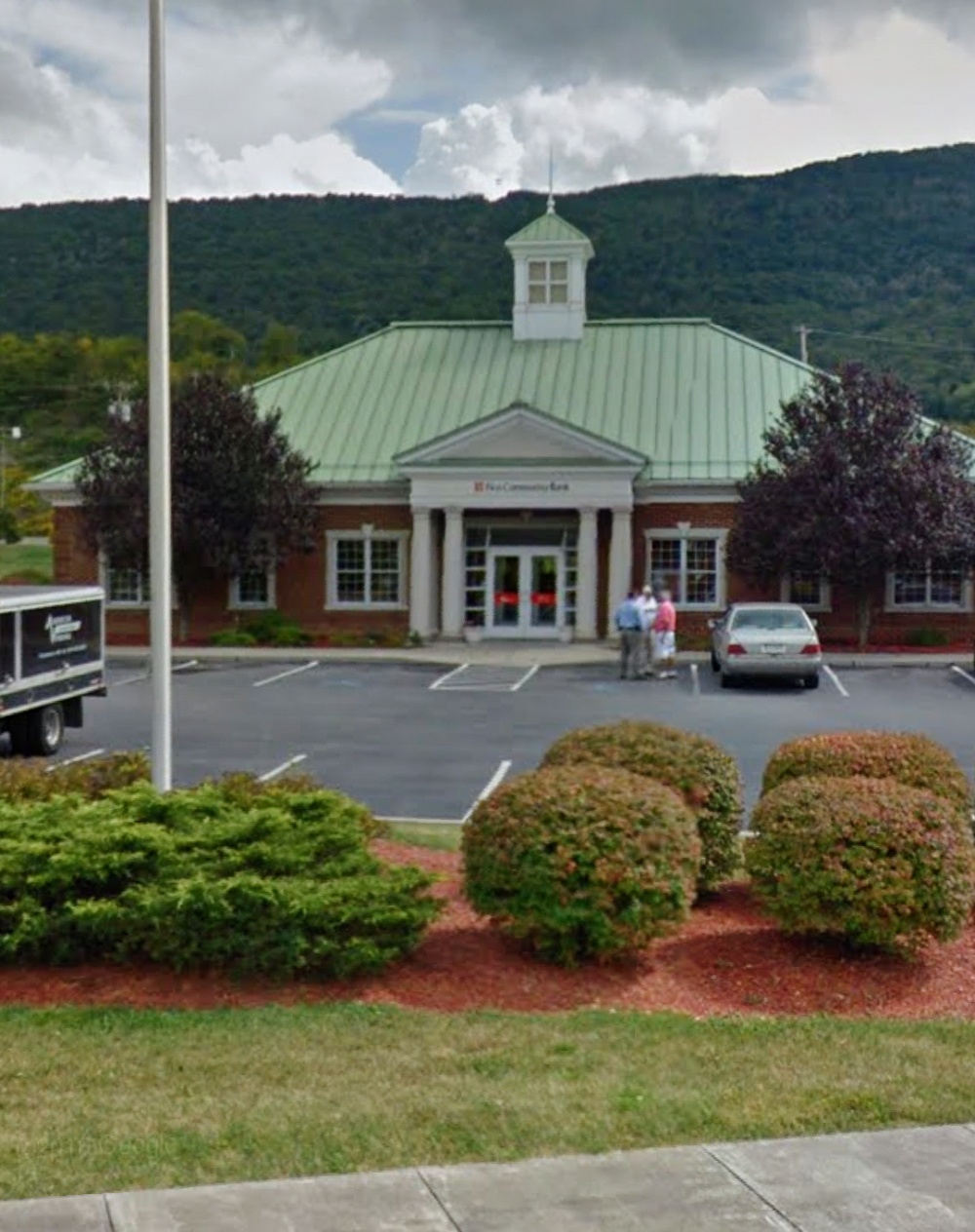 First Community Bank 01