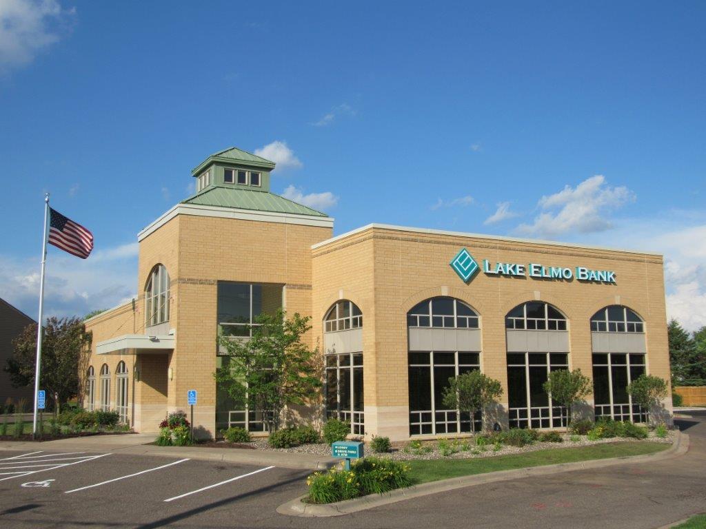Lake Elmo Bank 01