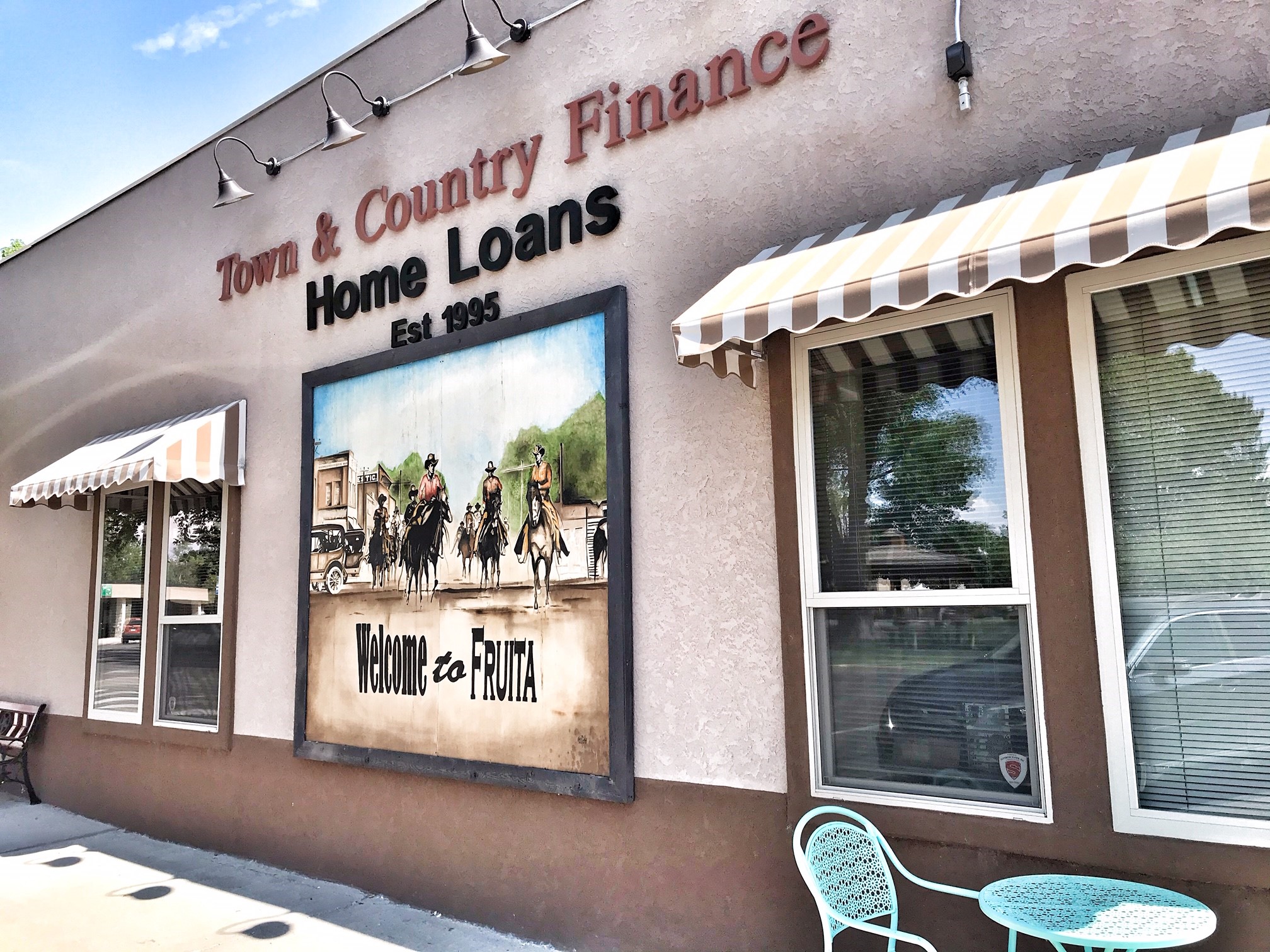 Town & Country Finance Corp. 01