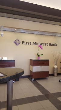 First Midwest Bank 04