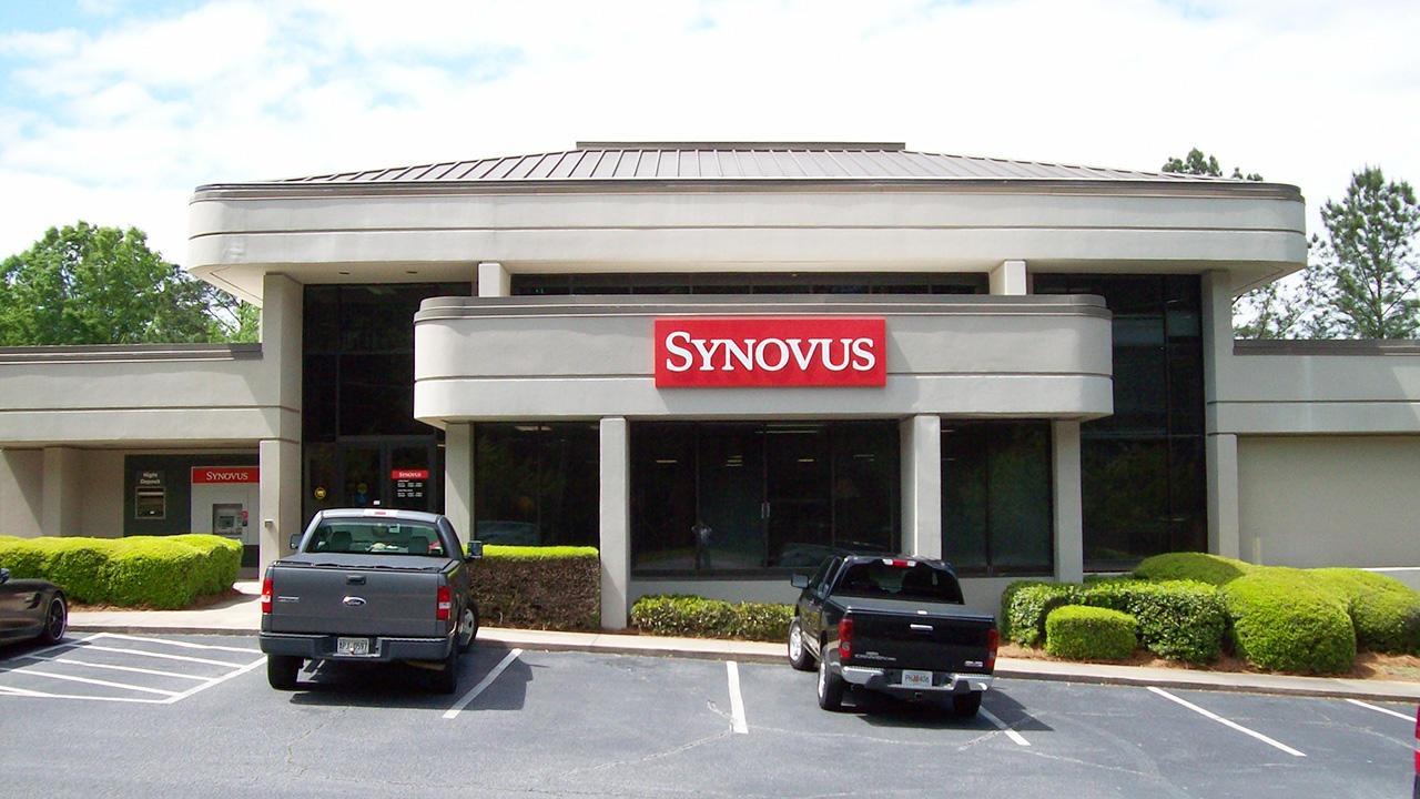 Synovus Bank 01