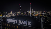 Moody Bank 03