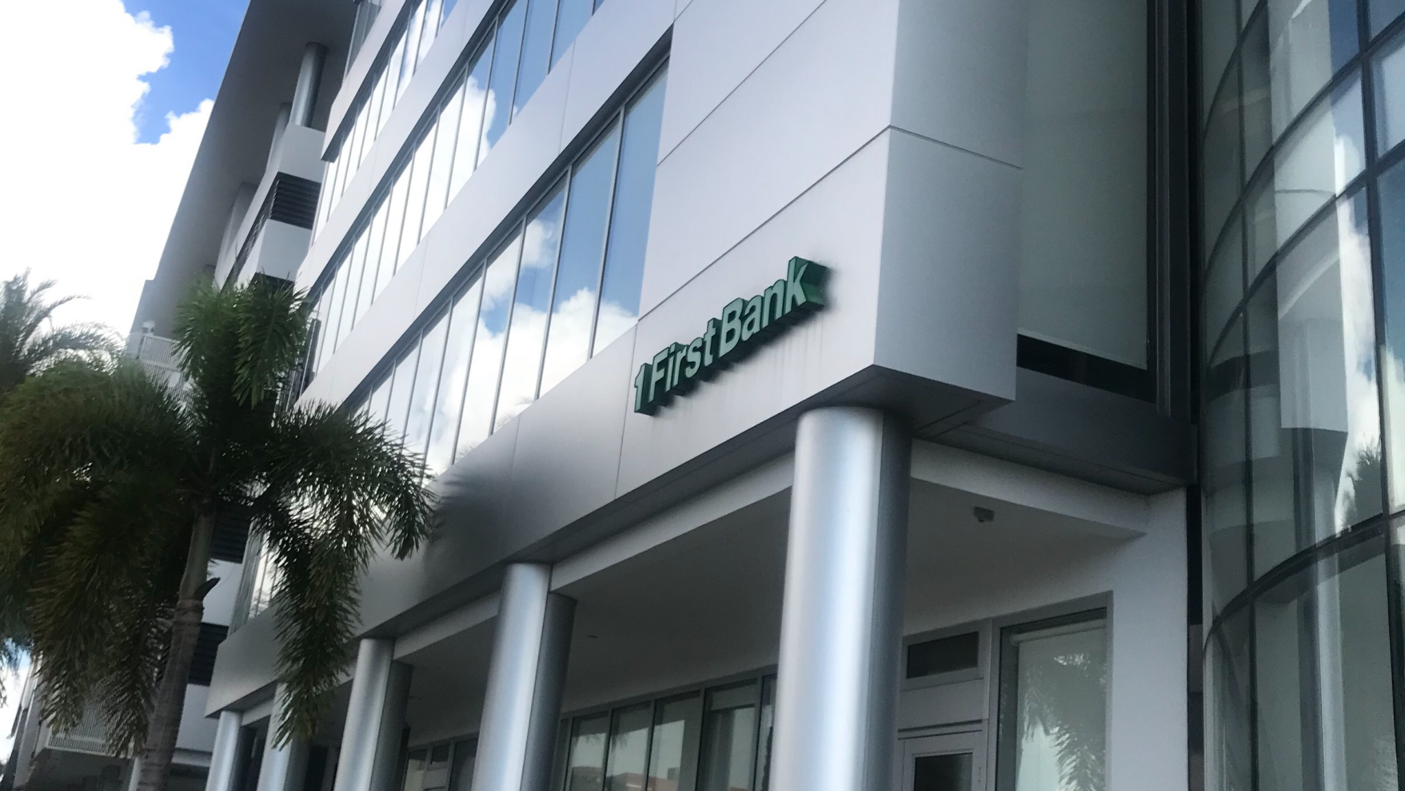 FirstBank Florida - Coral Gables 01